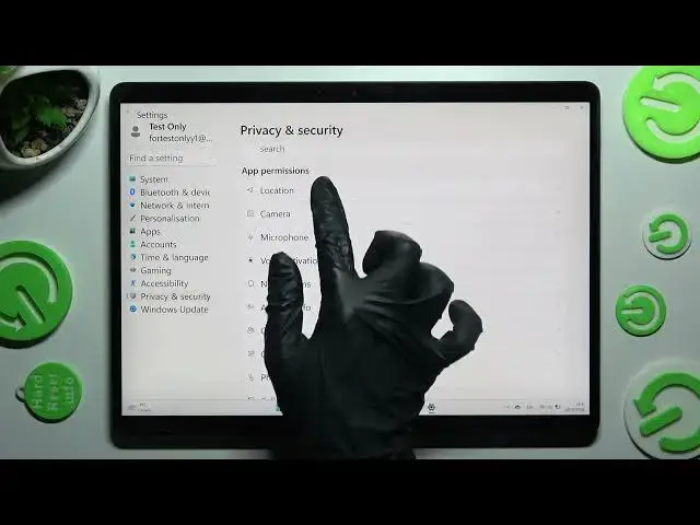'Video thumbnail for MICROSOFT SURFACE PRO 8 - How To Change Apps Permissions'