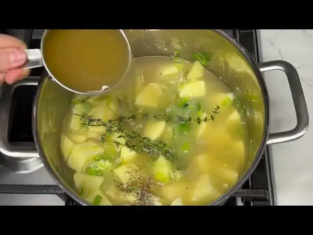 'Video thumbnail for Creamy Potato Leek Soup  Better than Any Restaurant 720P HD'