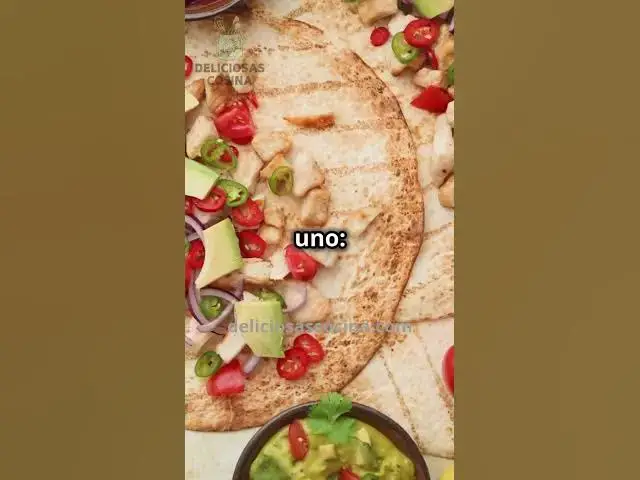 'Video thumbnail for Tortilla en Caldo Clásico de la Cocina Mexicana'