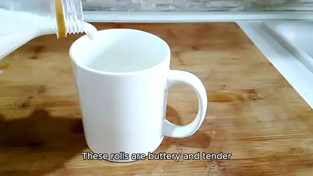 'Video thumbnail for dinner rolls recipe'