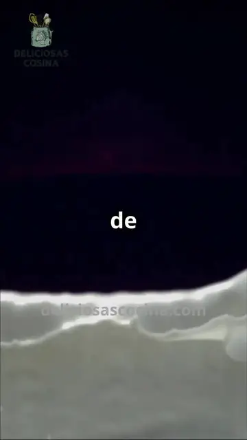 'Video thumbnail for Helado de Coco Con Leche Condensada'