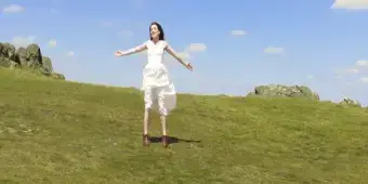 'Video thumbnail for Video: Molly Lynch Sings 'The Sound of Music''