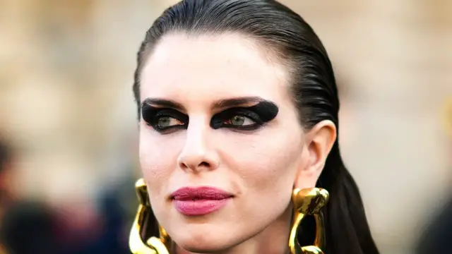 'Video thumbnail for Outrageous Julia Fox Outfits That Had Heads Turning'