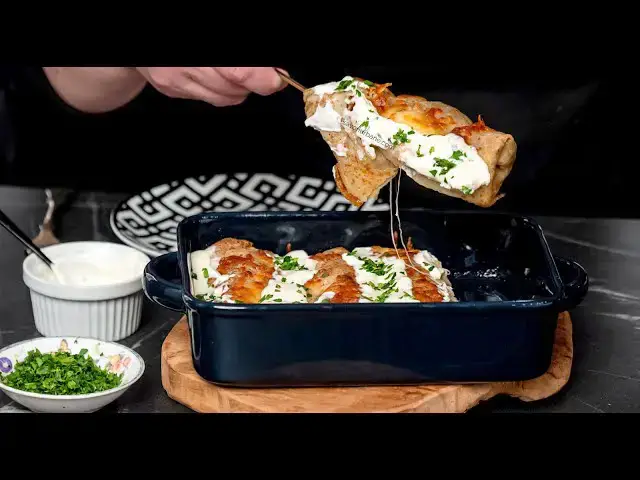 'Video thumbnail for Clătite cu carne și ciuperci, gratinate cu cașcaval - la cuptor (aperitiv cald) | Savori Urbane'