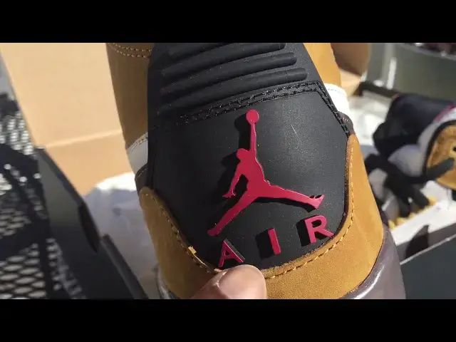 'Video thumbnail for Quick Look At The Jordan legacy 312 Rookie Of The Year  - Buy It Now'