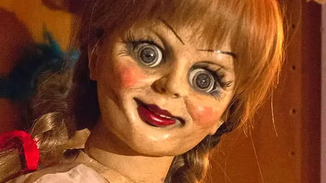 'Video thumbnail for Paranormal Buff Dies On Tour With Annabelle Doll'