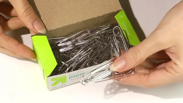 'Video thumbnail for How To Get PERFECT Magnetic Heart Nails (720p 24fps)'