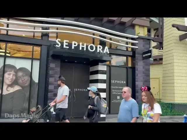 'Video thumbnail for Sephora Closed for Renovation at Downtown Disney District at Disneyland Resort 4K'