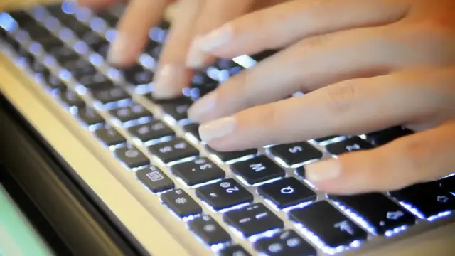 'Video thumbnail for Use AI to Write Your Resume Bullet Points [with Copy.ai]'