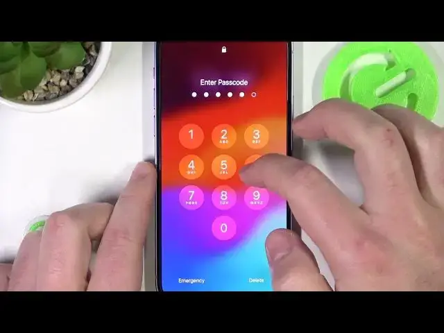 'Video thumbnail for How to Use Charging Screen Bedside Mode on Apple Watch'