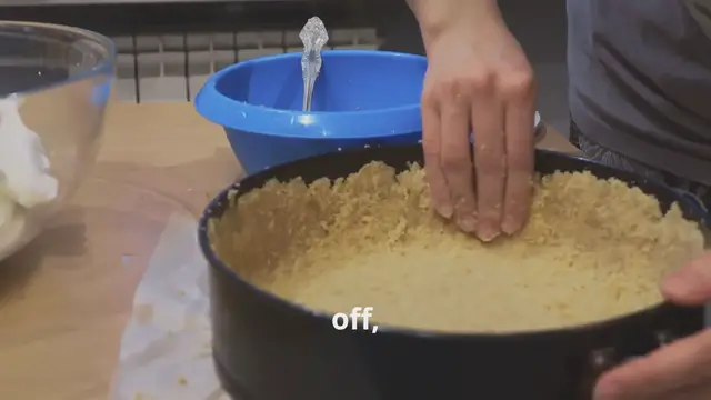 'Video thumbnail for Quick & Easy No-Bake Cheesecake Recipe!'