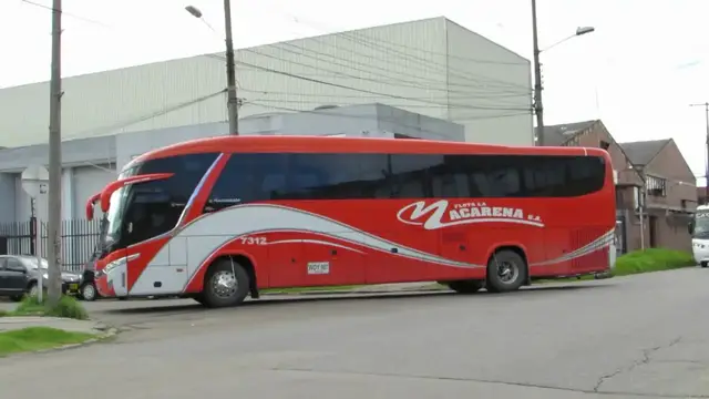 'Video thumbnail for BUSES en Bogotá, COLOMBIA'