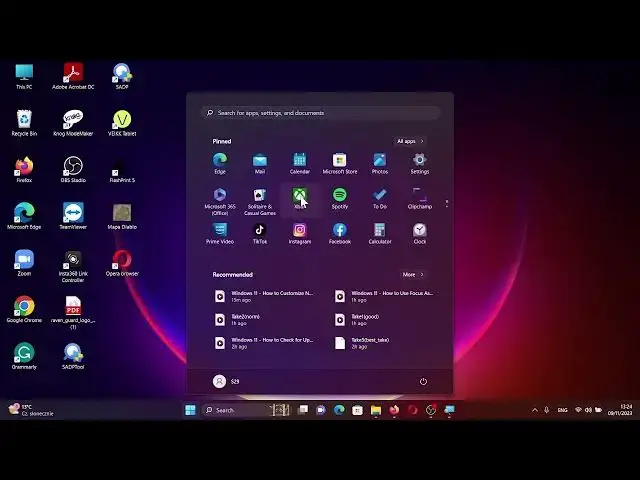 'Video thumbnail for How to Pin and Unpin Apps to the Start Menu on Windows 11 - Apps Attaching Guide'