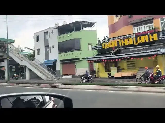 'Video thumbnail for Calm traffic in Saigon'