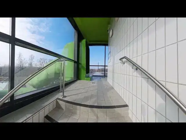 'Video thumbnail for Stadtbad Okeraue Wolfenbüttel - Black Hole Wasserrutsche OnRide'