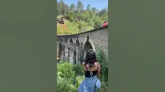 'Video thumbnail for WELCOME TO SRI LANKA! 馃嚤馃嚢'