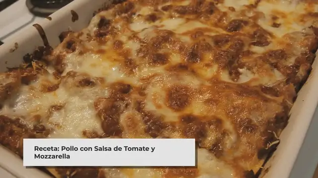 'Video thumbnail for Cómo Preparar Pollo con Salsa de Tomate y Mozzarella'