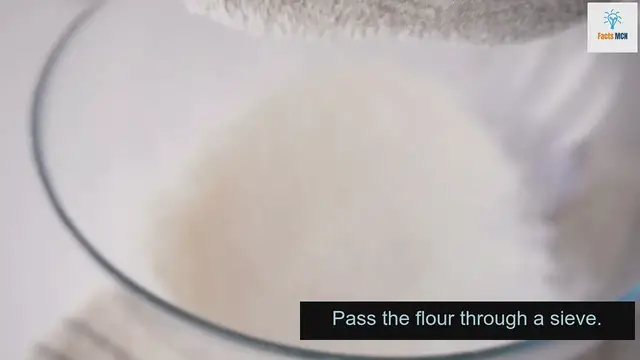 'Video thumbnail for Quick Cheese Snack Recipe with Flour and Cheese'