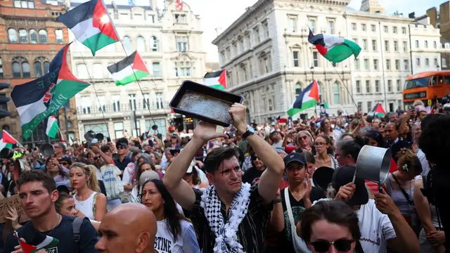 'Video thumbnail for France’s decision to recognise Palestine ups pressure on UK’s Starmer'