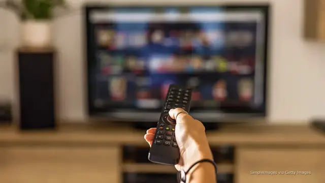 'Video thumbnail for As streaming prices continue to climb, some viewers are crawling back to cable'
