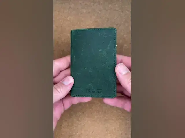 'Video thumbnail for This is the Double Oak Essentials Wallet!'