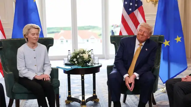 'Video thumbnail for REPLAY & ANALYSIS: Trump - Von Der Leyen meet about tariffs in Scotland'
