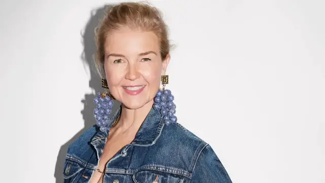 'Video thumbnail for Jeni’s founder transformed a $40,000 bank loan into a $125 million ice cream business'