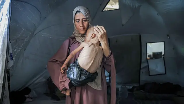 'Video thumbnail for Gaza mother pleads for aid as toddler starves under Israeli blockade'