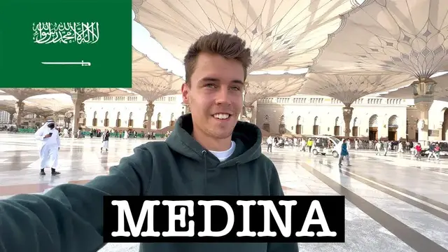 'Video thumbnail for MEDINA, SAUDI ARABIA  جاي يصلي في المسجد النبوي'