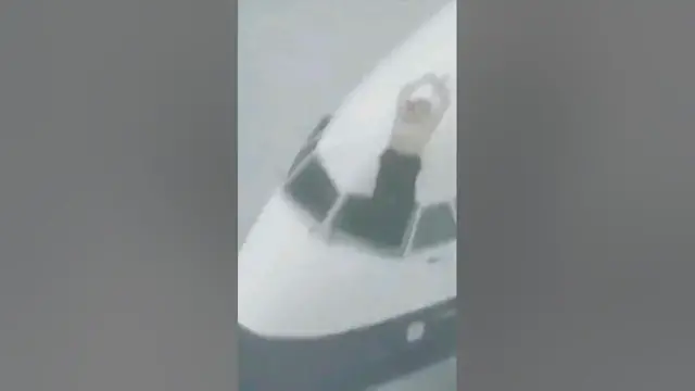 'Video thumbnail for Pilot sucked out of cockpit window British Airways Flight 5390'