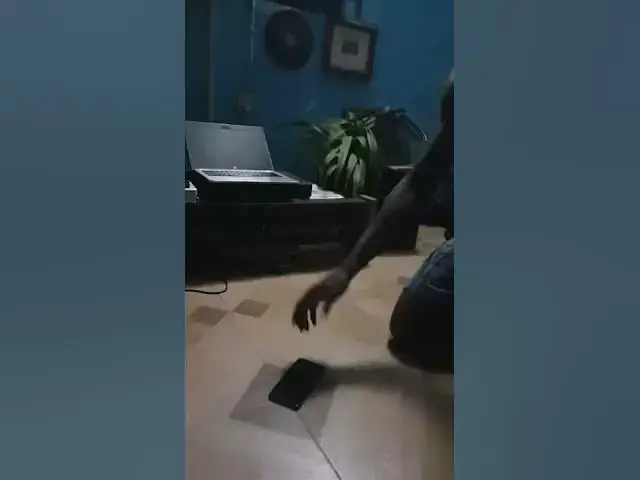 'Video thumbnail for Boy Mo can't believe the Redmi Note 7!'