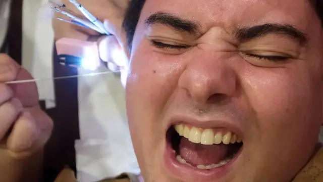 'Video thumbnail for Hardcore Chinese Ear Cleaning SHOCKS Clueless Foreigner'