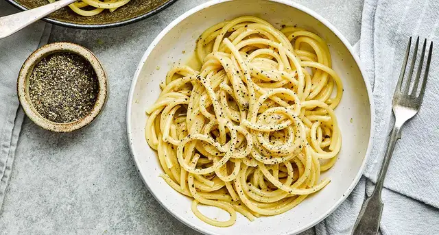 'Video thumbnail for Cacio e pepe'
