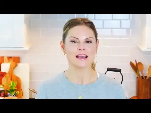 'Video thumbnail for MY GO TO HOLIDAY SALAD   easy winter salad recipe720P HD'