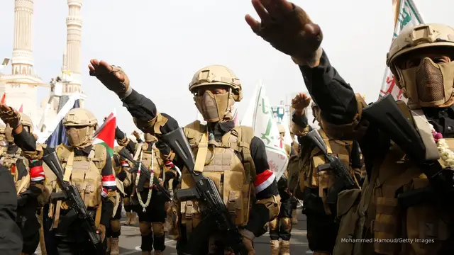 'Video thumbnail for Yemeni fighters intercept 750 tons of Iranian weapons headed to Houthi rebels'