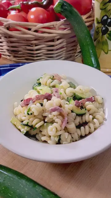 'Video thumbnail for Pasta with Gorgonzola Cheese'