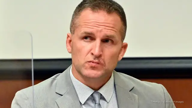 'Video thumbnail for Ex-officer gets 33-month sentence for violating Breonna Taylor’s civil rights'
