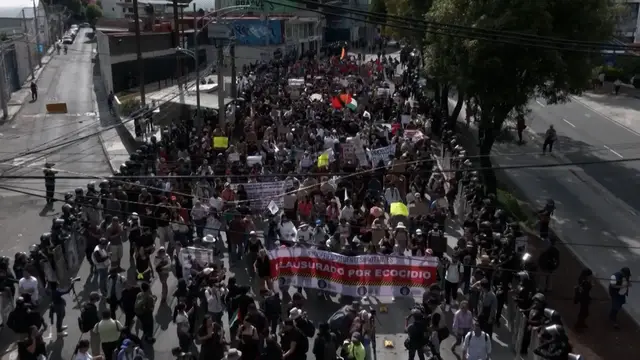 'Video thumbnail for Protests against World Cup property speculation in Mexico City'