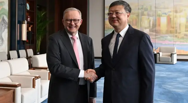 'Video thumbnail for Australian PM Albanese pushes Aussie exports in China visit as security, military concerns remain'