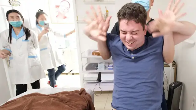 'Video thumbnail for Master Chinese Chiropractor Satisfyingly CRACKS Unsuspecting Foreigner'