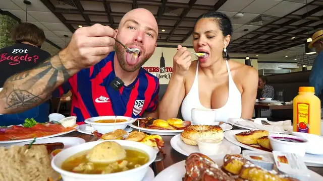 'Video thumbnail for 9 a.m. AMERICAN BREAKFAST!! Chocolate Chip Pancakes, Eggs Benedict & Roast Beef in Miami, Florida!!'