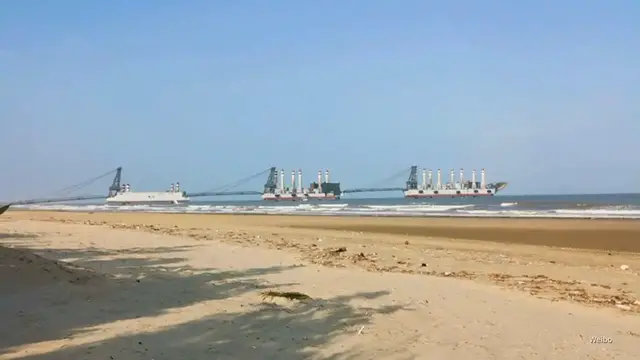 'Video thumbnail for How do China's new 'Water Bridge' ships work?'