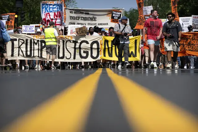'Video thumbnail for US anti-Trump protests: Thousands march to defend civil liberties'