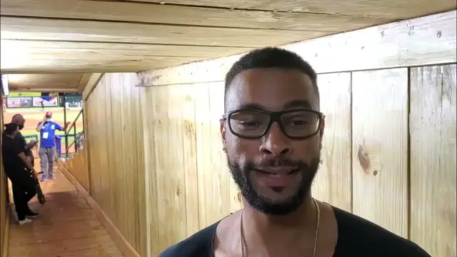 'Video thumbnail for Henry Urrutia habla sobre su actuación sus metas en su primera Serie del Caribe'