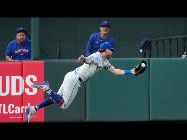 'Video thumbnail for MLB | Top plays of the day HighLights'