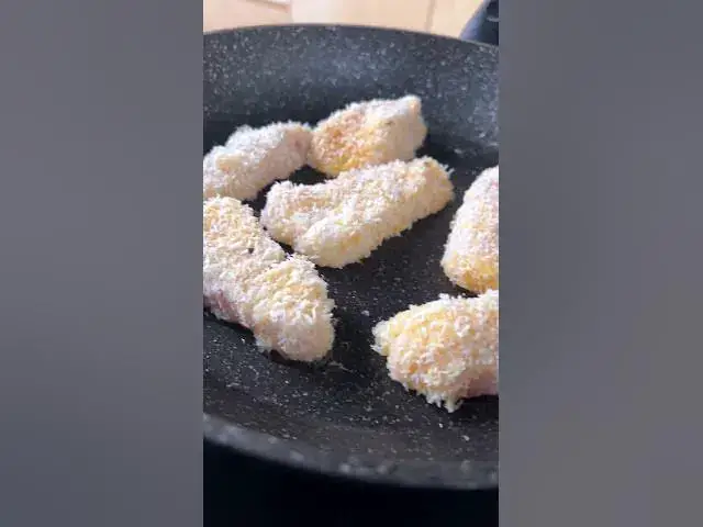 'Video thumbnail for How To Make The ULTIMATE Fish Finger Sandwich | Myprotein #shorts'