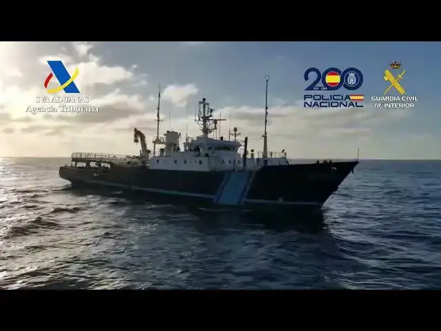 'Video thumbnail for Narcos burn boat with millions of euros of cocaine'