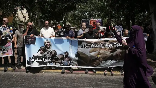 'Video thumbnail for Protesters in Jaffa demand humanitarian aid for Gaza, end to war'
