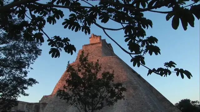 'Video thumbnail for Uxman an architectural and archeological beauty of Mexico'