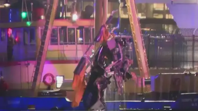 'Video thumbnail for FAA grounds helicopter company after Hudson crash'